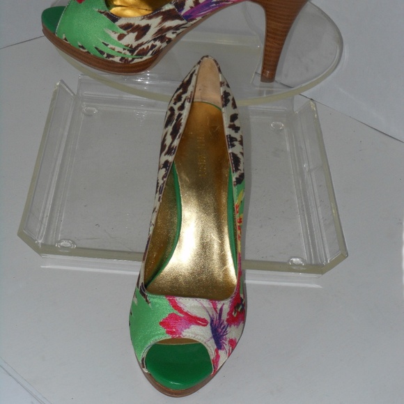 NINE WEST PEEP TOE MULTI-COLOR CLASSIC PUMPS - Picture 5 of 7